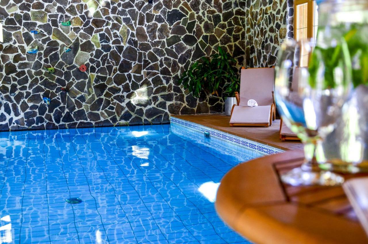 Hotel****Liptovsky Dvor Liptovský Ján Εξωτερικό φωτογραφία